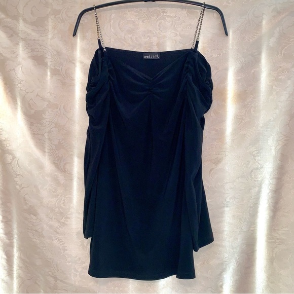Elegant Black Off-Shoulder 3/4 Sleeve Top with Rhinestone Straps - Picture 2 of 6